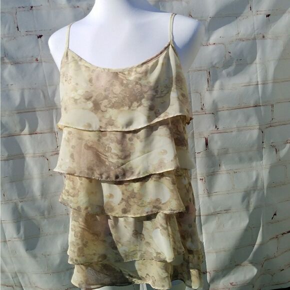3/$25 NY&CO flowy tank medium - Picture 1 of 4